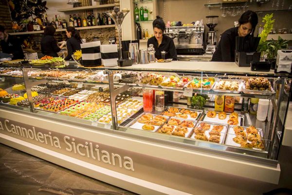 cannoleria-siciliana-piazza-re-di-roma-13