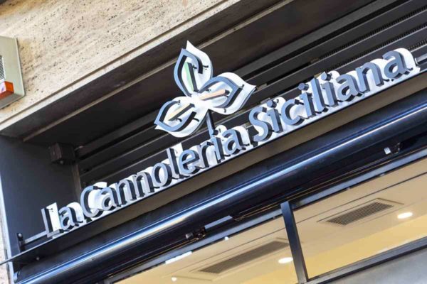 cannoleria-siciliana-piazzale-degli-eroi-roma-13